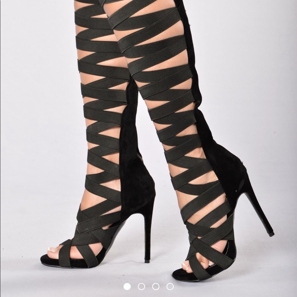 Fashion Nova Future Boot